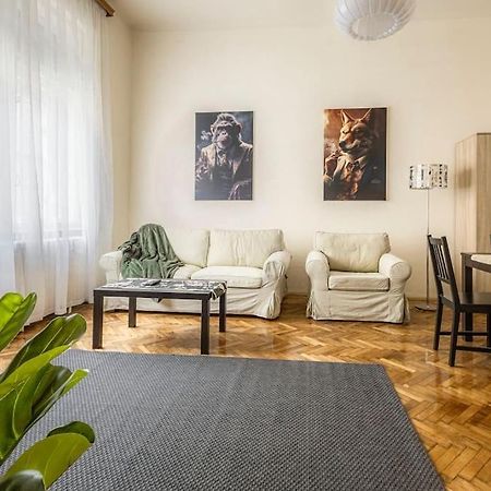 Gentleman Apartment Budapest Luaran gambar