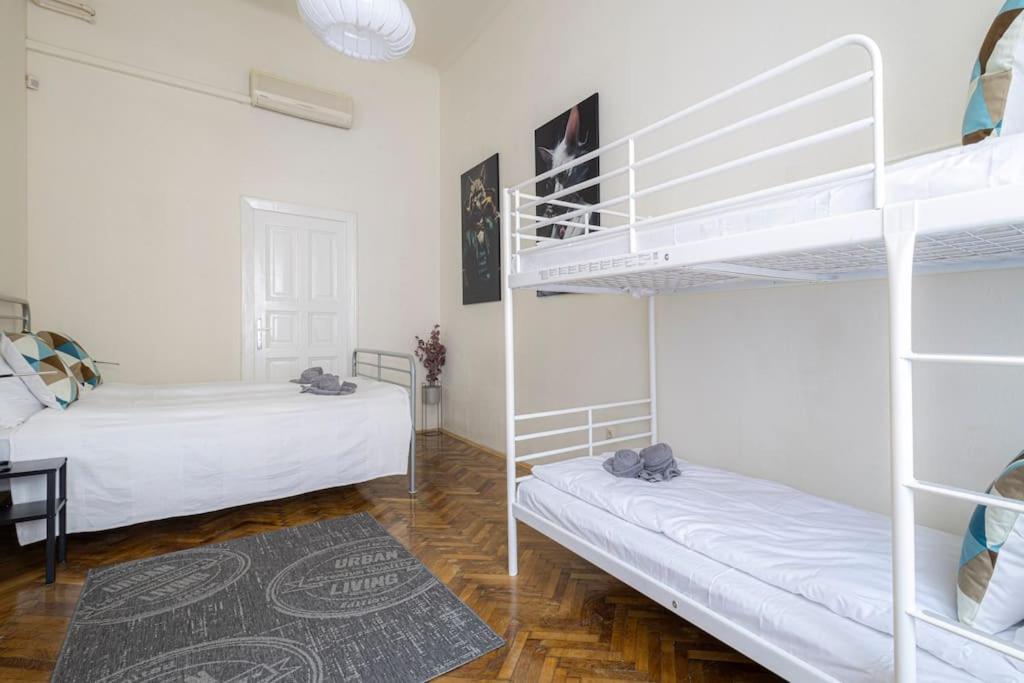 Gentleman Apartment Budapest Luaran gambar